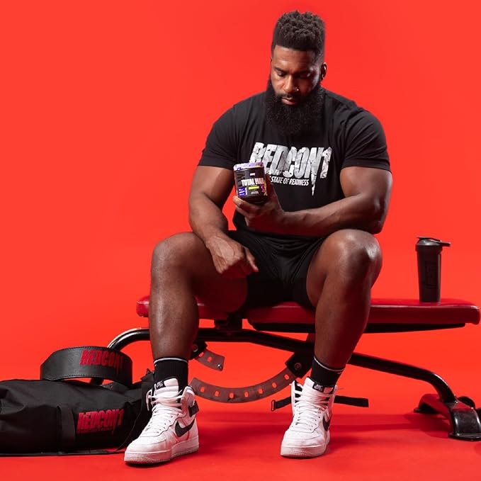 REDCON1 Total War Preworkout - Contains 320mg of Caffeine from Green Tea, Juniper & Beta Alanine - Pre Work Out with Amino Acids to Increase Pump, Energy + Endurance (Orange Crush, 30 Servings)