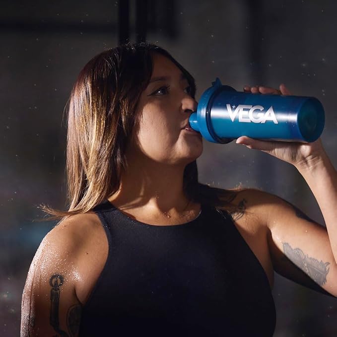 Vega Protein and Greens Protein Powder, Berry - 20g Plant Based Protein Plus Veggies, Vegan, Non GMO, Pea Protein for Women and Men, 1.7 lbs (Packaging May Vary)