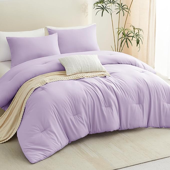 CozyLux Lavender Purple Comforter Set Full Size, 3 Pieces Solid Breathable Quilted Boho Style Bedding Sets, Luxury Fluffy Soft Microfiber Comforter for All Season(1 Comforter & 2 Pillowcases)