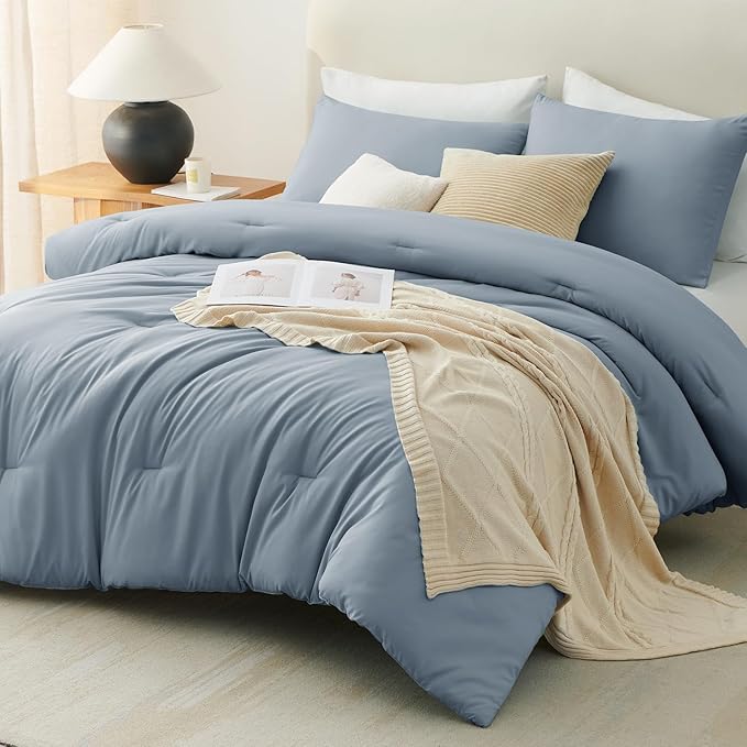 CozyLux Grayish Blue Comforter Set King Size, 3 Pieces Solid Breathable Quilted Boho Style Bedding Sets, Luxury Fluffy Soft Microfiber Comforter for All Season(1 Comforter & 2 Pillowcases)