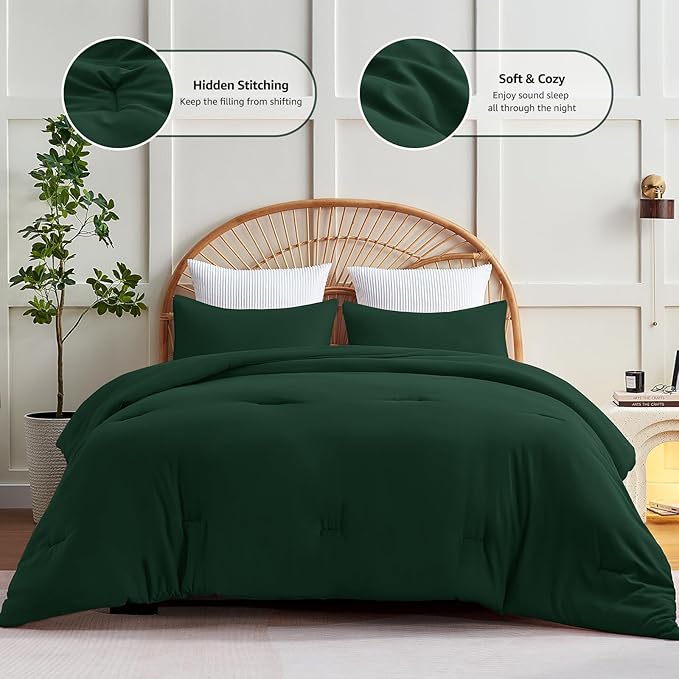 CozyLux Dark Emerald Green Comforter Set Full Size, 3 Pieces Solid Breathable Quilted Boho Style Forest Bedding Sets, Luxury Fluffy Soft Microfiber Comforter All Season(1 Comforter & 2 Pillowcases)