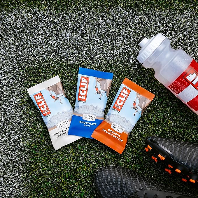 CLIF BAR - Crunchy Peanut Butter - Made with Organic Oats - Energy Bars - Non-GMO - Plant Based Protein Bars (15 Pack)