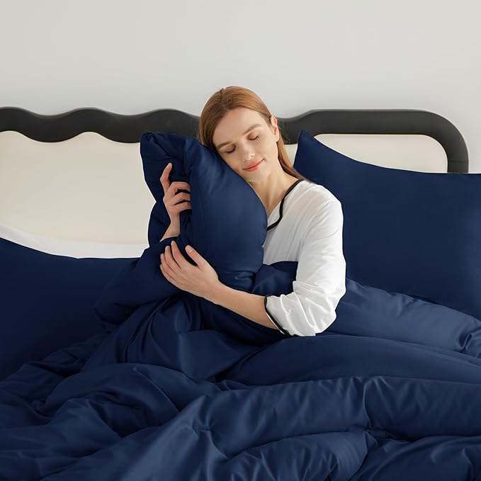CozyLux Navy Blue Comforter Set Queen Size, 3 Pieces Solid Breathable Quilted Style Bedding Sets, Luxury Fluffy Soft Microfiber Comforter for All Season (1 Comforter & 2 Pillowcases)