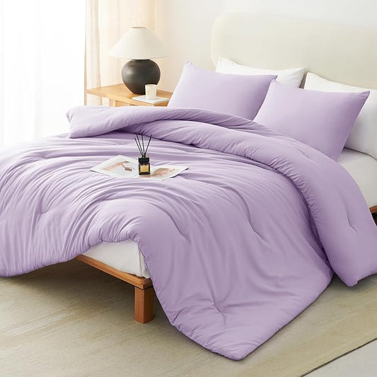 CozyLux Lavender Purple Comforter Set Queen Size, 3 Pieces Solid Breathable Quilted Boho Style Bedding Sets, Luxury Fluffy Soft Microfiber Comforter for All Season(1 Comforter & 2 Pillowcases)