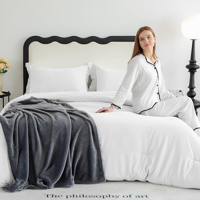 CozyLux White Comforter Set Queen Size, 3 Pieces Solid Breathable Quilted Boho Style Bedding Sets, Luxury Fluffy Soft Microfiber Comforter for All Season(1 Comforter & 2 Pillowcases)